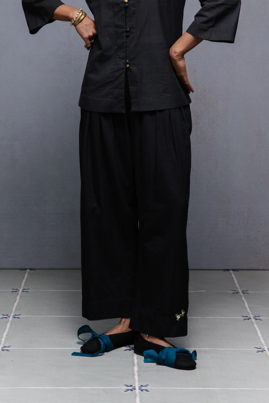 Black Pleated Pants
