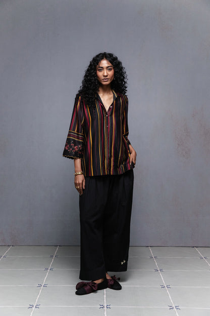 Raha shirt in black stripes set