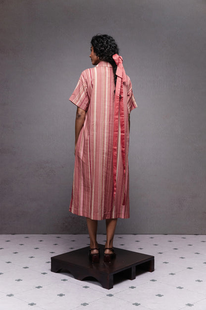 Eva dress in peach