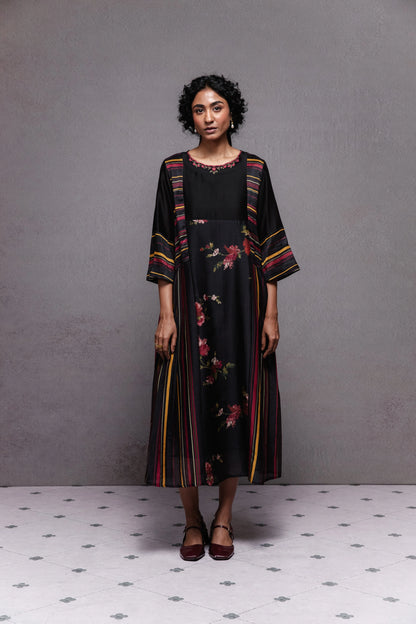 Sia dress in black
