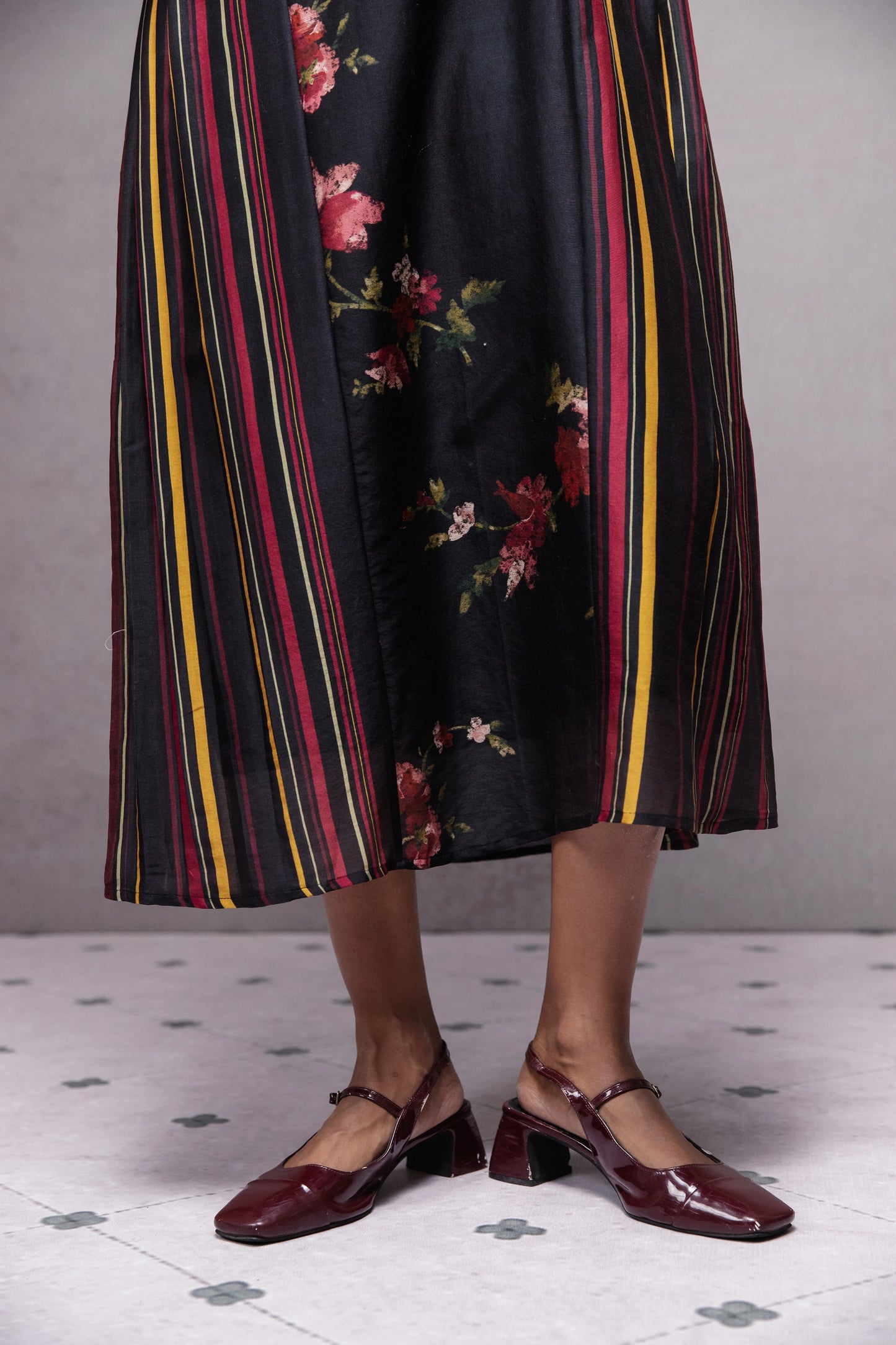 Sia dress in black