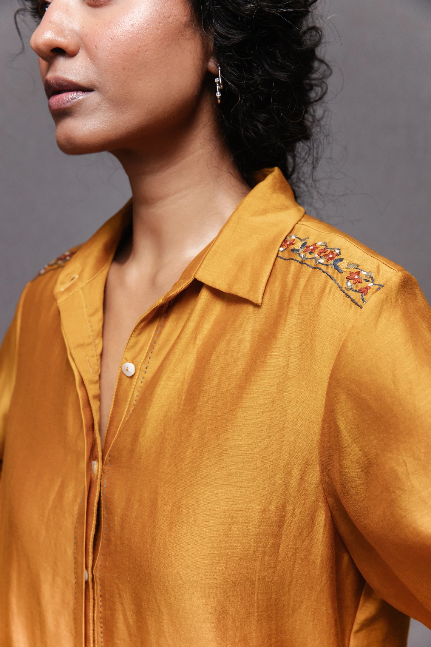 Raha shirt mustard