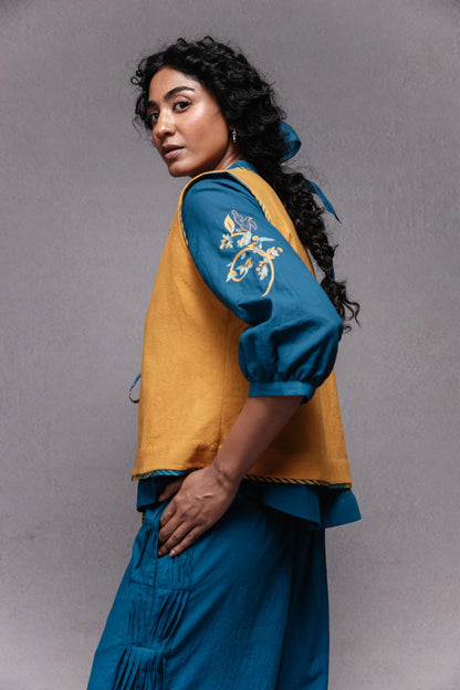 Tie up vest mustard