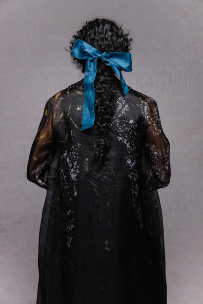 Cattleya trench in black